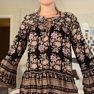 American Eagle Flowy Blouse